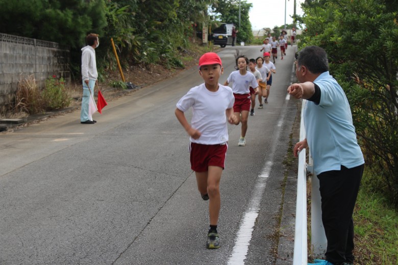３校合同持久走大会の様子